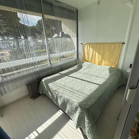 2p/4 Pers Avec Piscine, Tennis, Parking, A 50m De La - Fr-1-731-78 *