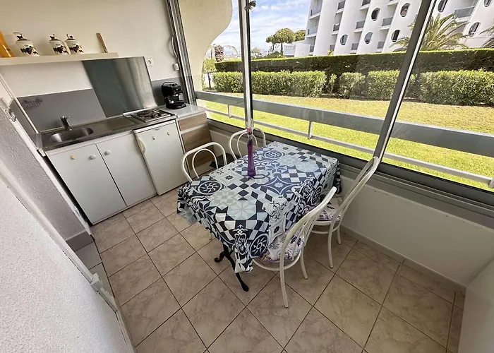 2p/4 Pers Avec Piscine, Tennis, Parking, A 50m De La - Fr-1-731-78 *